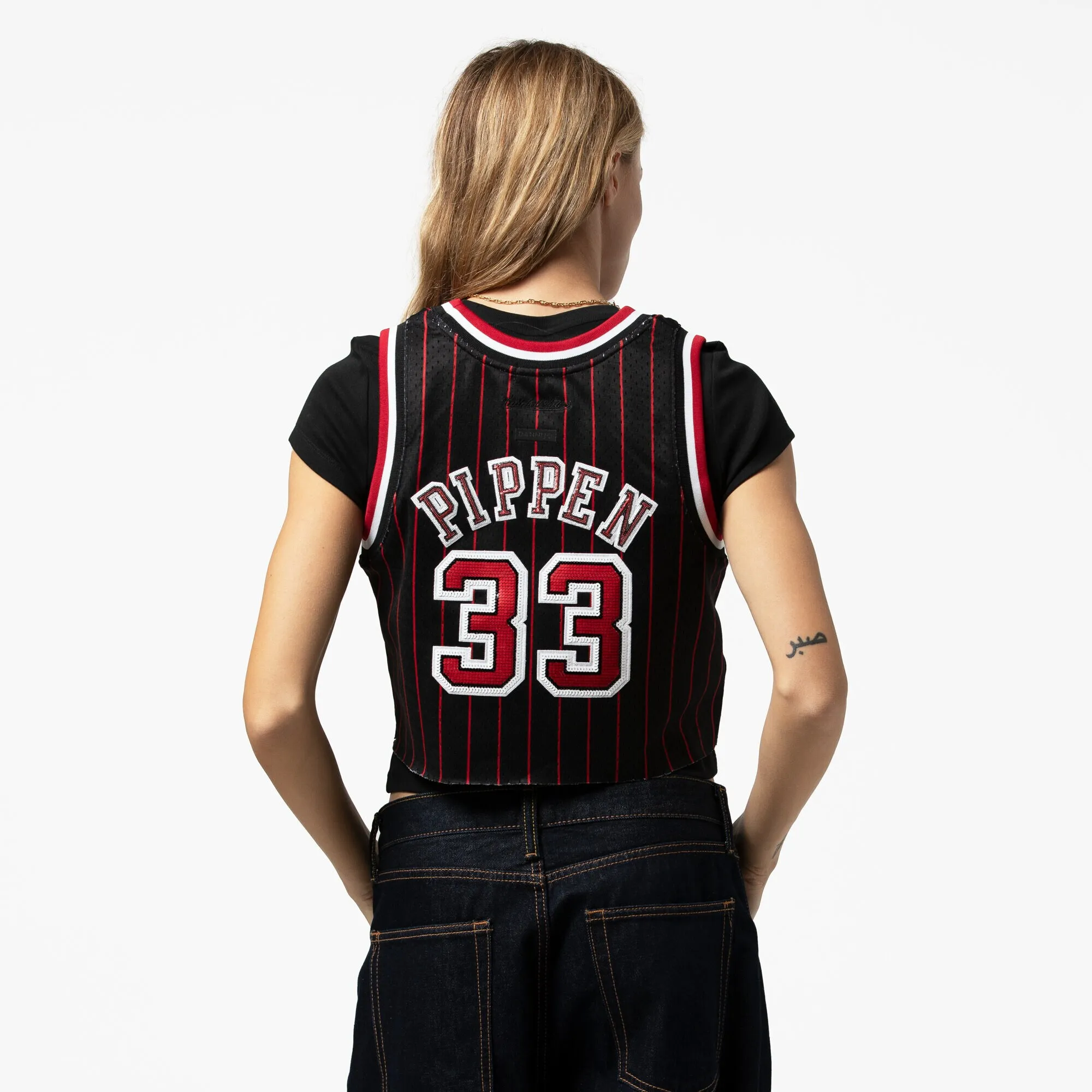 Scottie Pippen Chicago Bulls Mitchell & Ness x DANNIJO Women's Fashion Cropped Basketball Jersey - Black